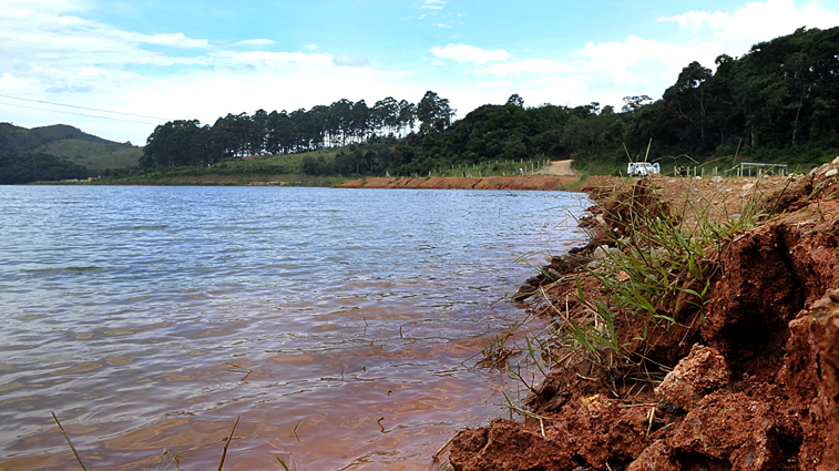 Nível de água dos reservatórios da Grande São Paulo