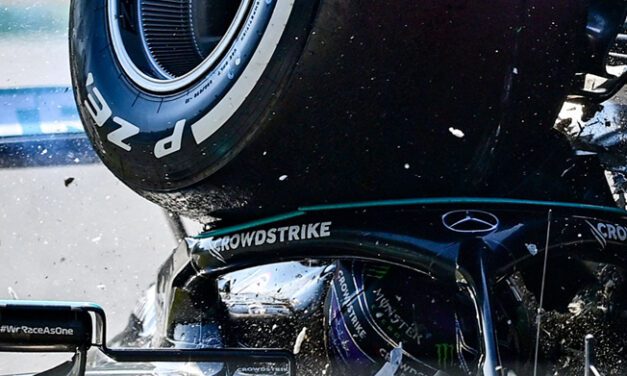 Fórmula 1: Hamilton diz que halo salvou seu pescoço no GP da Itália em Monza.