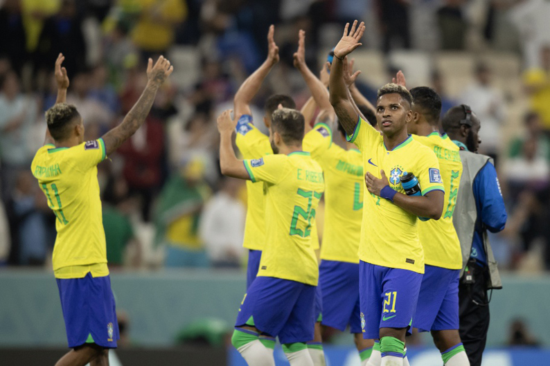 Brasil faz sua segunda partida na Copa, agora é a Suíça