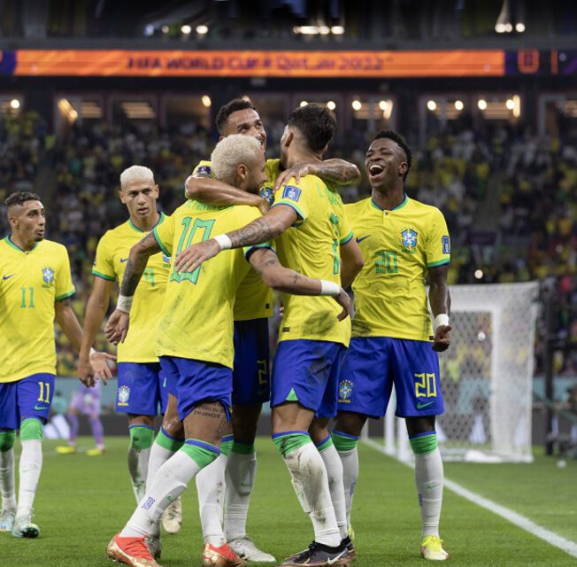 Brasil vence a Coreia por 4 x 1 e está nas quartas de final da Copa