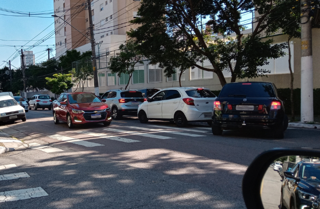 Trânsito no Tatuapé piorou com as alterações da CET, afirmam motoristas