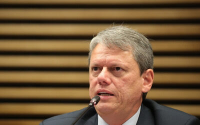 Tarcísio prioriza reeleição em SP, candidatura à presidência só com pedido de Bolsonaro