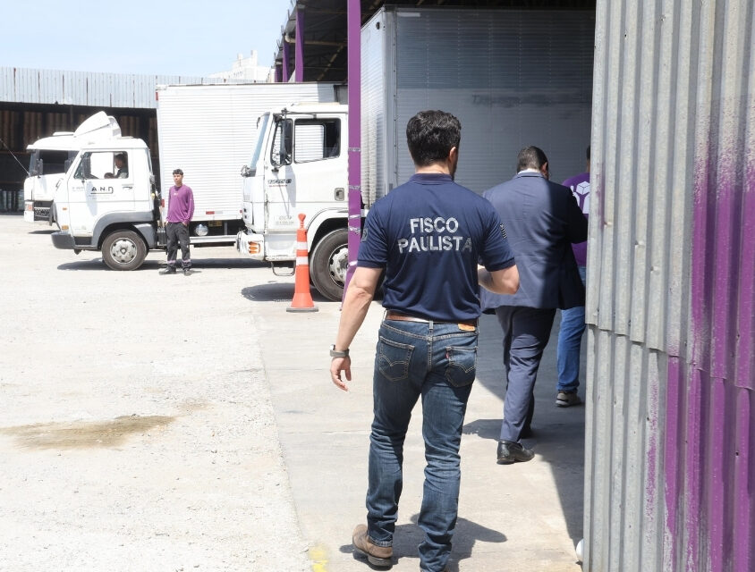 Operação Gota a Gota no comércio de bebidas destiladas