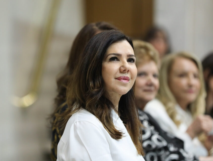 “Precisamos encorajar as mulheres vítimas de violência a fazerem a denúncia”, encoraja secretária