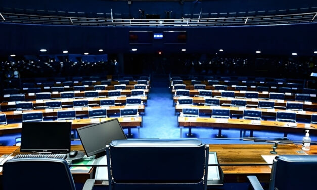 Ano eleitoral redesenha forças partidárias no Senado e antecipa disputas de 2026
