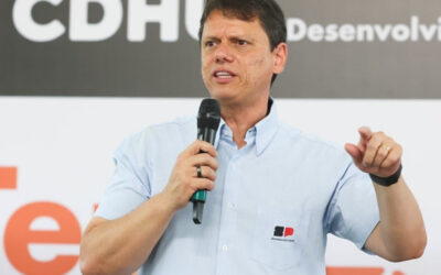 Governador de São Paulo continua trabalhando pela volta domiciliar de Bolsonaro