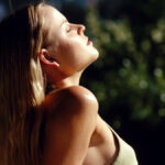 Vitamina D: qual o melhor horário para tomar sol?