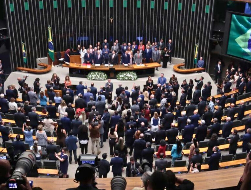 Congresso Nacional: ano legislativo começa com reajuste e gratificação de até 100% para servidores
