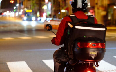 Motociclistas profissionais de SP têm 2 anos para fazer curso obrigatório sem risco de multa