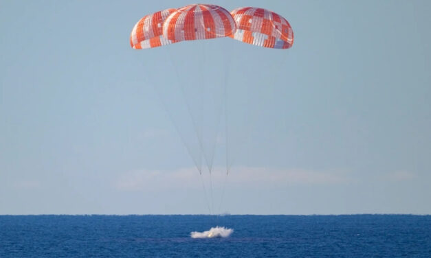 10º dia do voo Artemis II: momentos cruciais da reentrada na atmosfera e amerissagem em San Diego, California