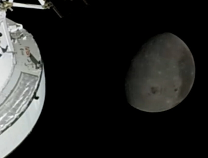 Sexto dia de voo da Artemis II: tripulação pronta para sobrevoo lunar