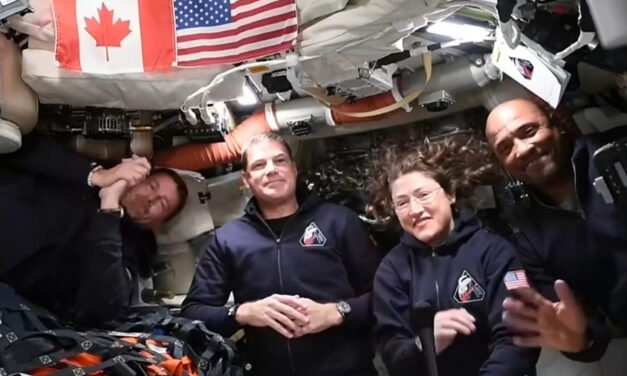 Quarto dia de voo da Artemis II: voo no espaço profundo e preparação para sobrevoo lunar