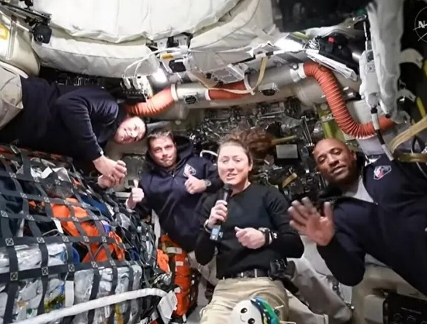 Missão Artemis II faz história: Orion executa manobra decisiva e inicia viagem épica com astronautas rumo à Lua