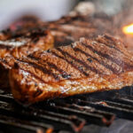 Dia do Churrasco destaca origem gaúcha e evolução de uma das principais tradições culinárias do Brasil