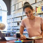 O que ninguém te conta sobre negócios — até você abrir estes livros escritos por CEOs