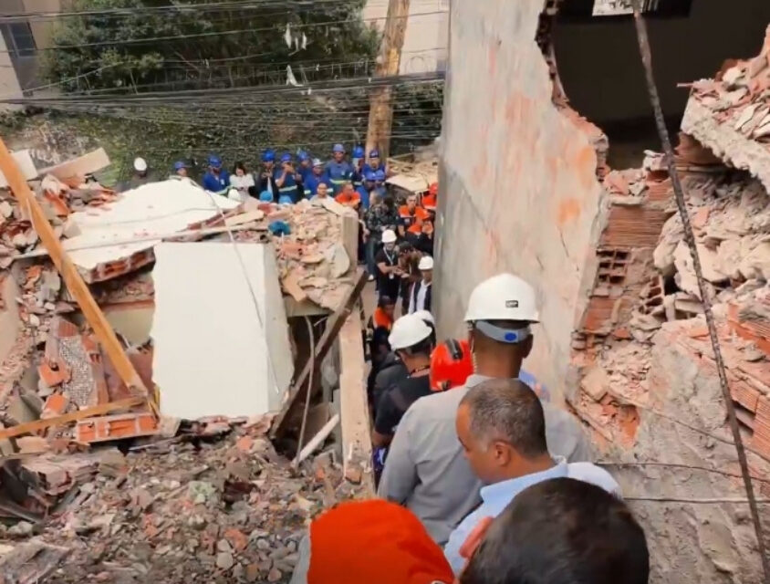 Governador visita local de explosão no Jaguaré e apresenta opções de moradia para famílias atingidas