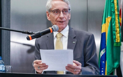 “Negociação deve ser consenso entre as partes, não imposição”, afirma reitor da USP