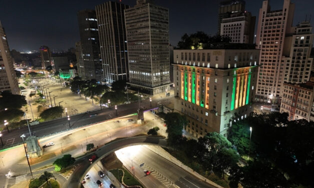 São Paulo ilumina cartões-postais em verde e amarelo para a Copa 2026