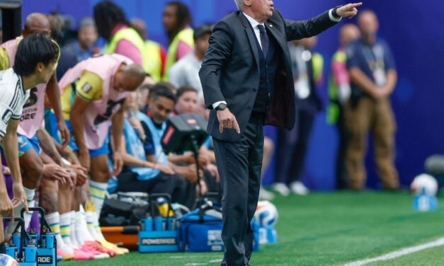 Carlo Ancelotti celebra vaga nas oitavas e exalta maturidade contra o Japão: “Buscamos soluções”
