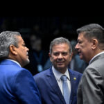 Senadores da oposição reagem com PEC de jornada flexível ao fim da escala 6×1
