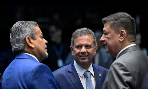 Senadores da oposição reagem com PEC de jornada flexível ao fim da escala 6×1