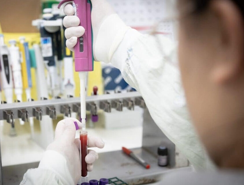Governo de SP descarta caso suspeito de Ebola em paciente vindo do Congo
