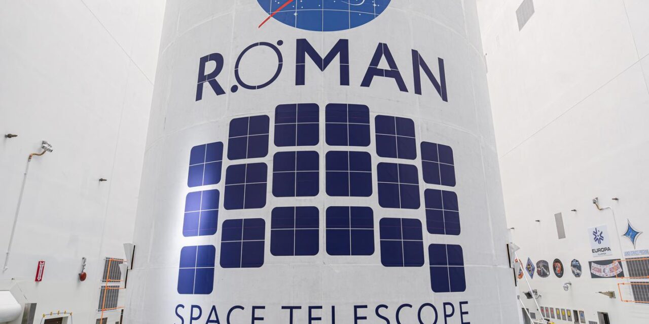 Telescópio Espacial Roman é encapsulado para lançamento a bordo do Falcon Heavy