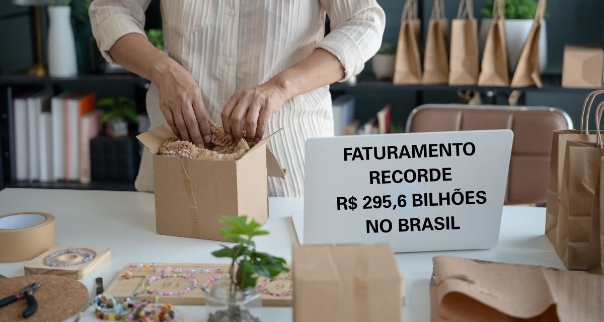 E-commerce brasileiro atinge faturamento recorde de R$ 295,6 bilhões com impulso de logística e pequenas empresas