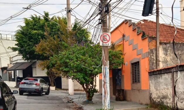 Ladrões voltam a furtar fiação pública na Vila Gomes Cardim e Chácara Santo Antônio, vídeo
