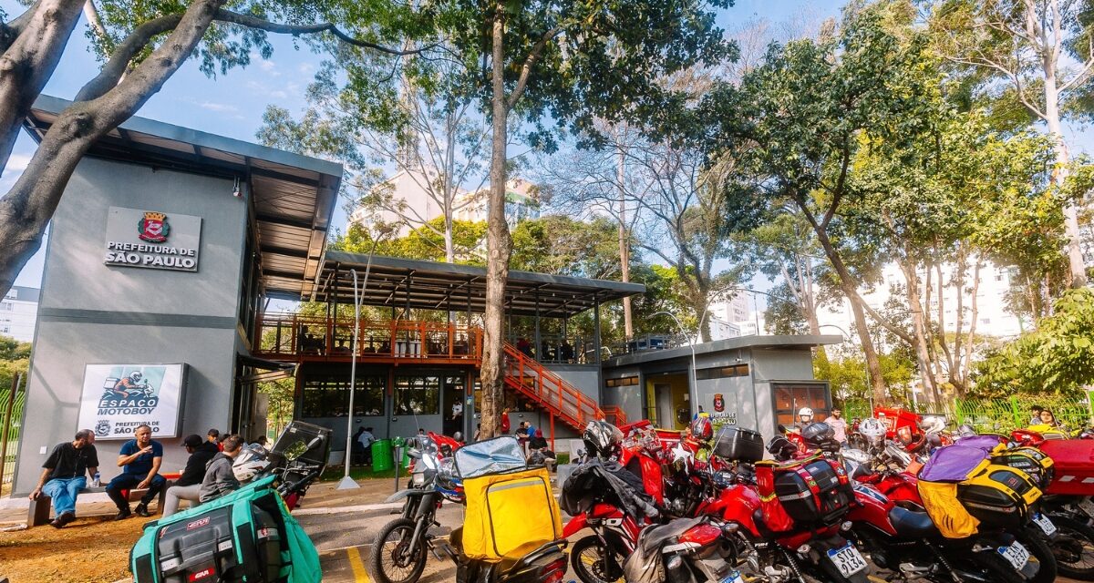 Espaço Motoboy apoia rotina de entregadores em São Paulo