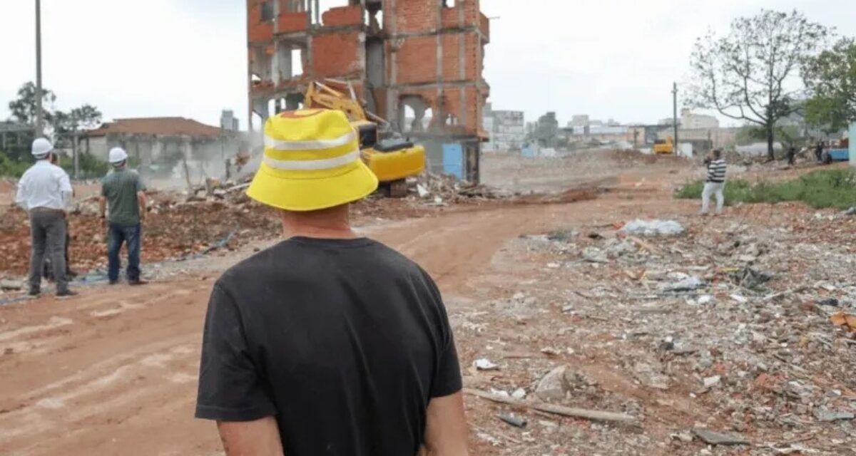 Última casa da Favela do Moinho é demolida e área dará lugar a parque no centro de São Paulo